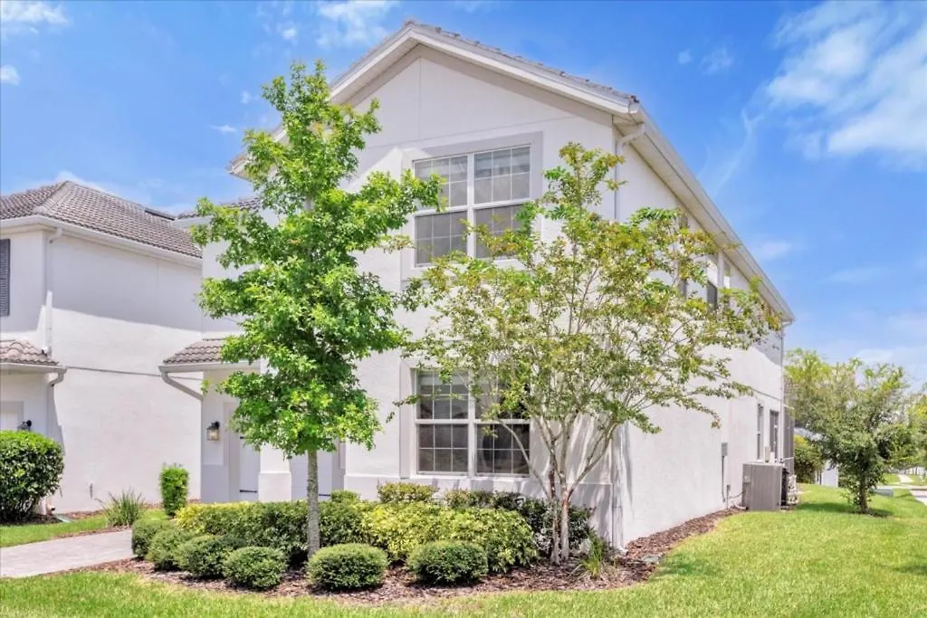 6 Bedrooms- 5 Bathrooms - Champions Gate 1593Tl Davenport 0*,