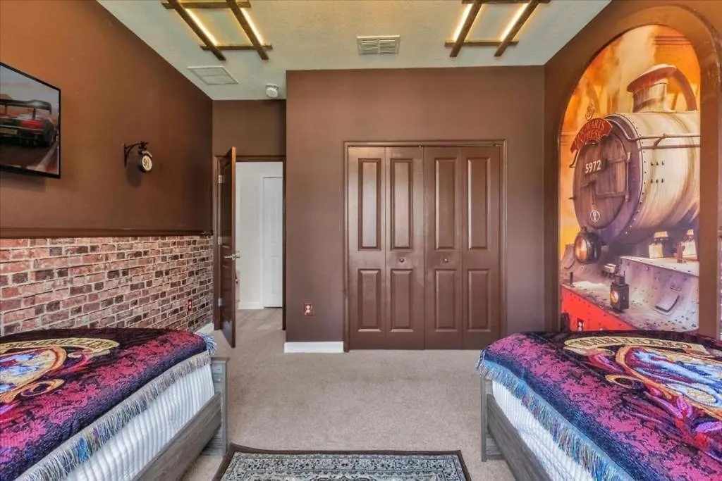 6 Bedrooms- 5 Bathrooms - Champions Gate 1593Tl Davenport Holiday home